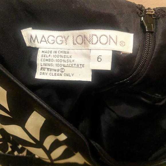 Maggie London Silk sleeveless babydoll slip dress champagne & black midi length - Picture 4 of 5